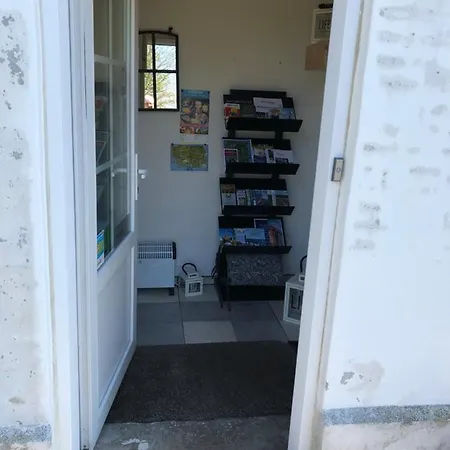 Erjo Oda ve Kahvaltı